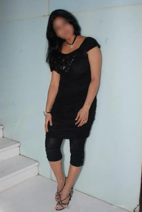 Call Girls Harischandrapur